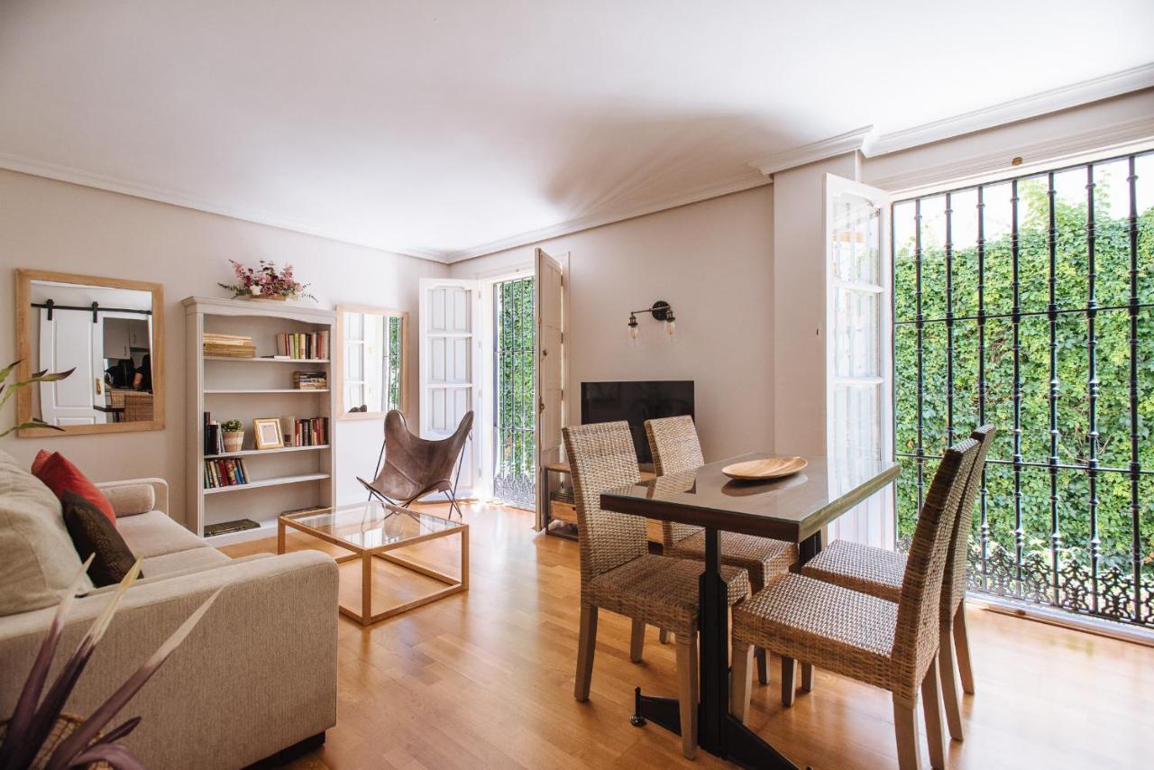 Vidrio Suite Apartment Севилья Экстерьер фото