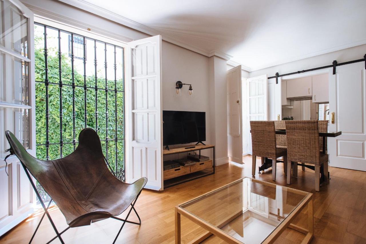 Vidrio Suite Apartment Севилья Экстерьер фото