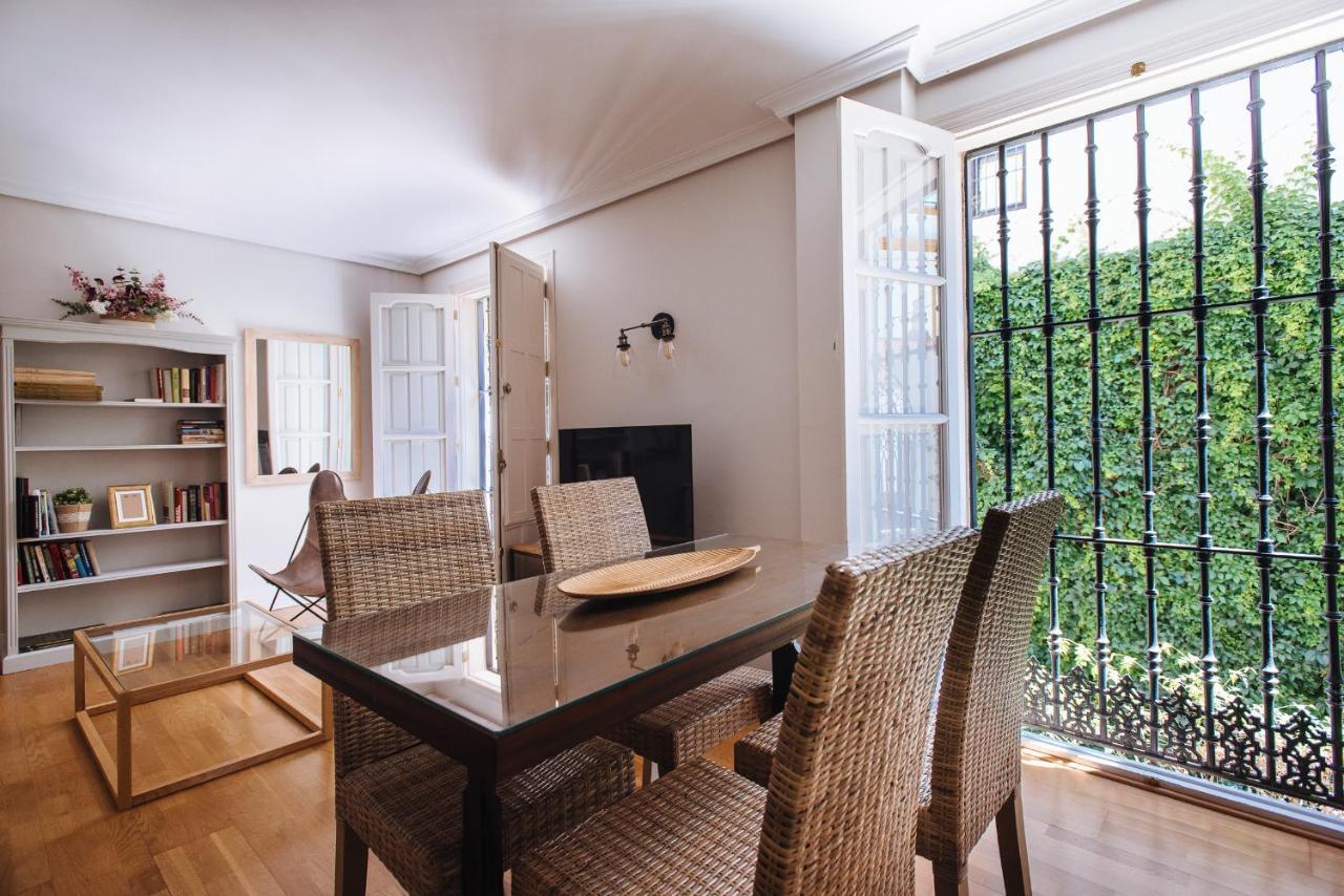 Vidrio Suite Apartment Севилья Экстерьер фото
