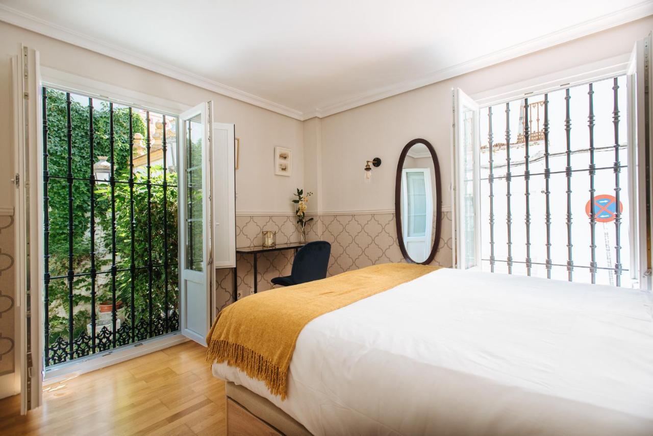Vidrio Suite Apartment Севилья Экстерьер фото